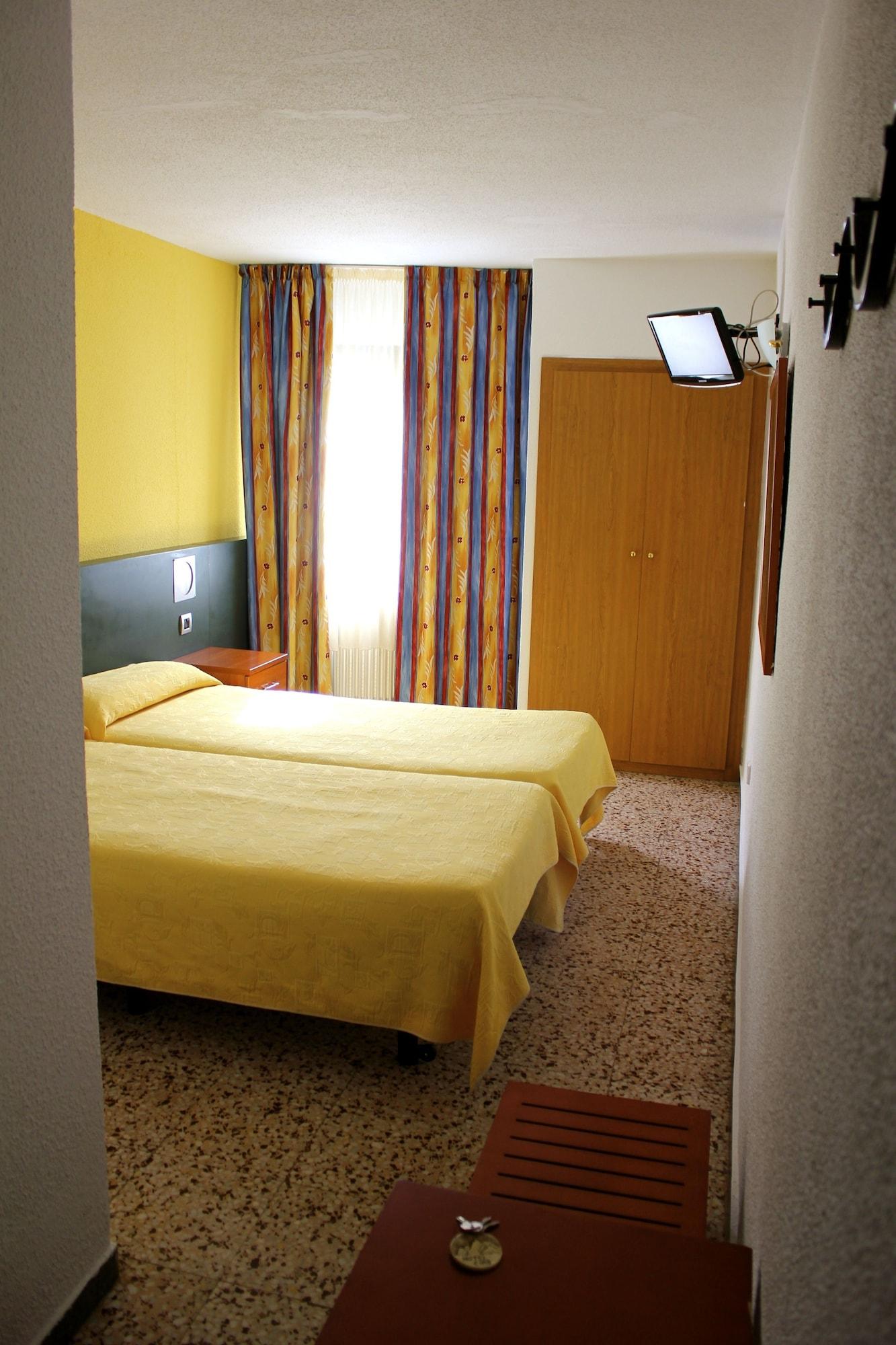 Hotel Avanti Pas De La Casa Dış mekan fotoğraf