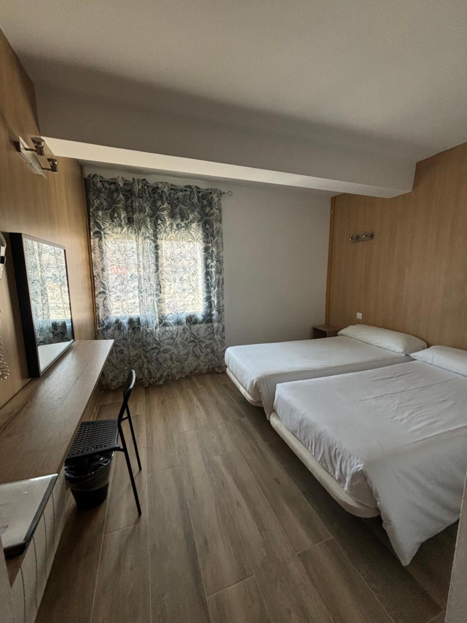 Hotel Avanti Pas De La Casa Dış mekan fotoğraf